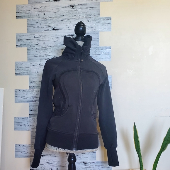 Lululemon Sweater - Picture 2 of 4